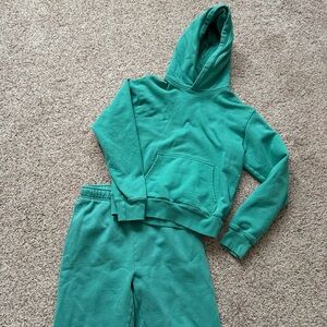 Aritzia TNA Hoodie and Sweatpants Set